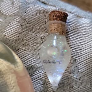 Teardrop glitter/rice pendant/dowsing